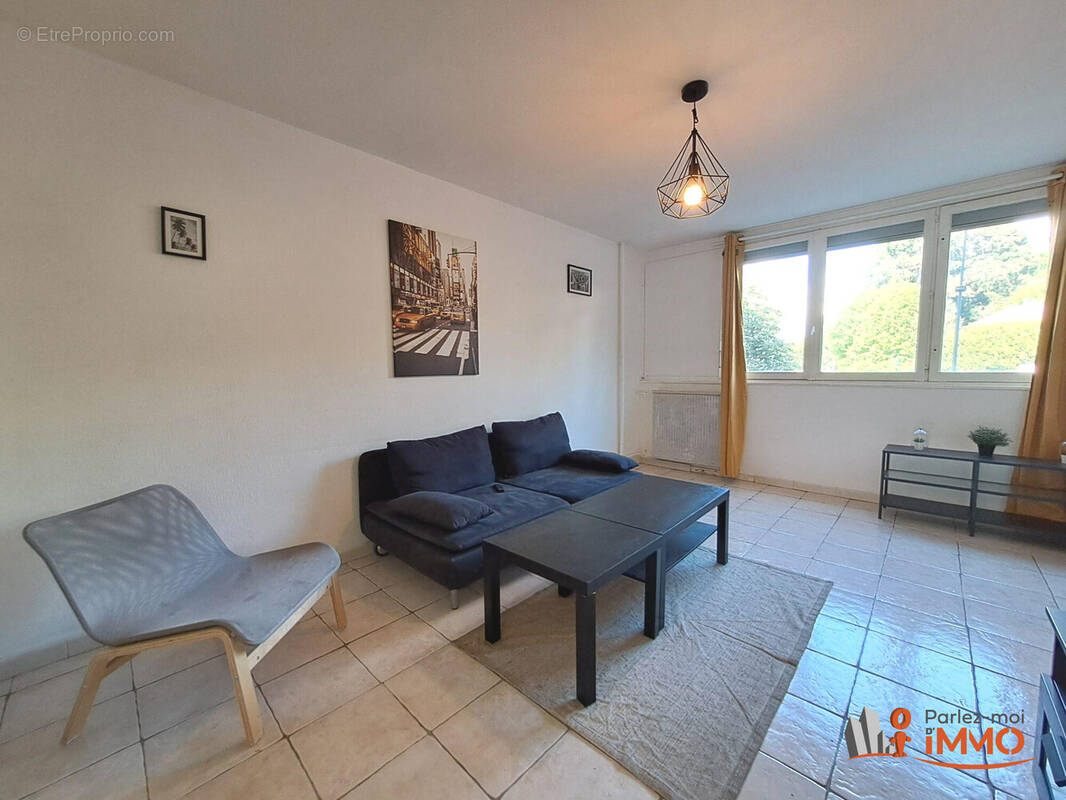 Appartement à SAINT-ETIENNE