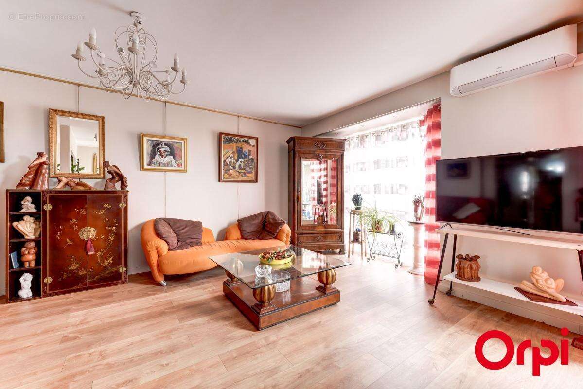 Appartement à VENISSIEUX