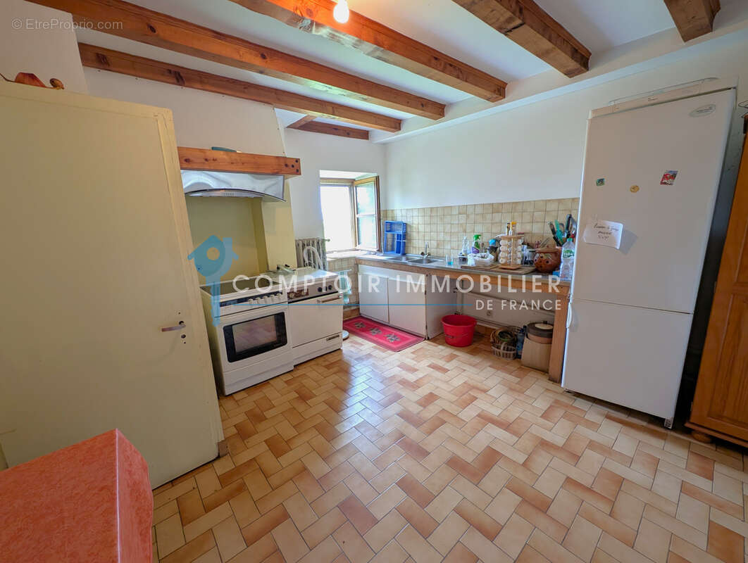 Dépt. 43 - A VENDRE à FREYCENET-LA-CUCHE - Ferme Rénovée de 175 m2 - Parcelles de 990 m2. - photo 12