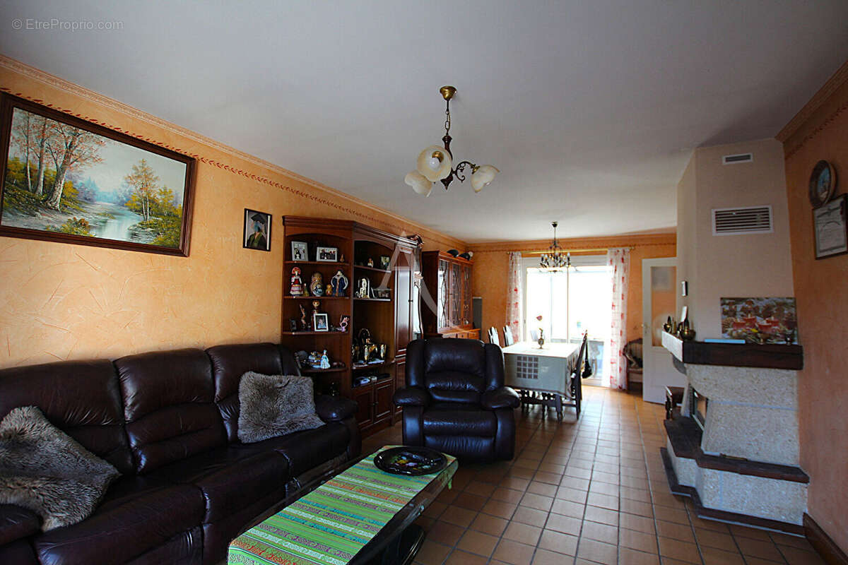 Maison à CHAILLES