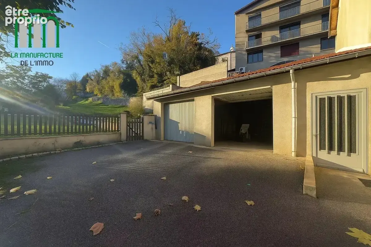 Maison avec hangard et garages secteur terrenoire proche des acces autoroutier - photo 20