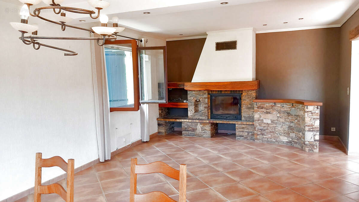 Maison à LE POUJOL-SUR-ORB