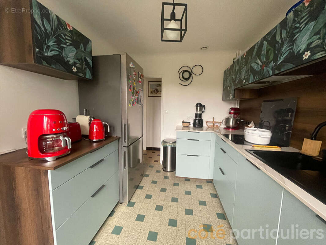 Maison à CHEZAL-BENOIT