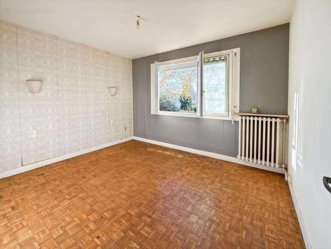 Maison à RAZAC-SUR-L&#039;ISLE