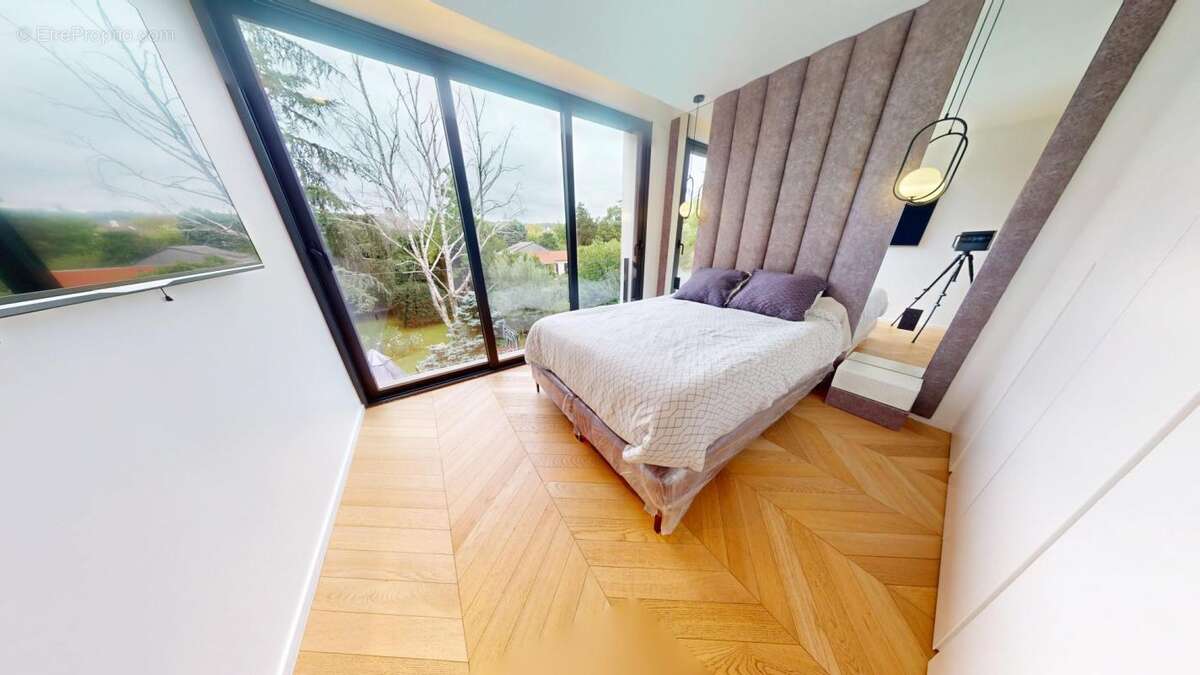 Maison à SAINT-MAUR-DES-FOSSES