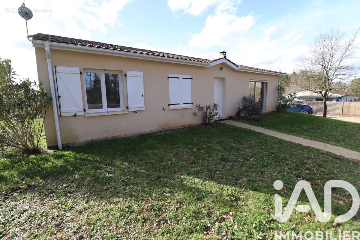 Photo 1 - Maison à CERCOUX