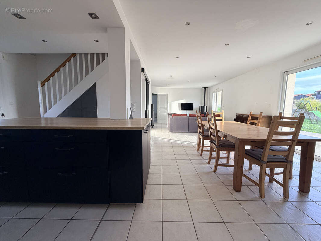 Maison à LE LANDREAU