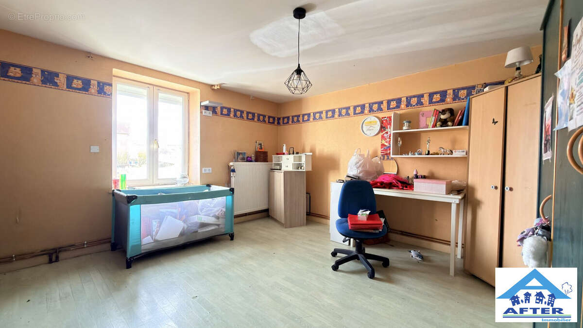 Maison à XERMAMENIL