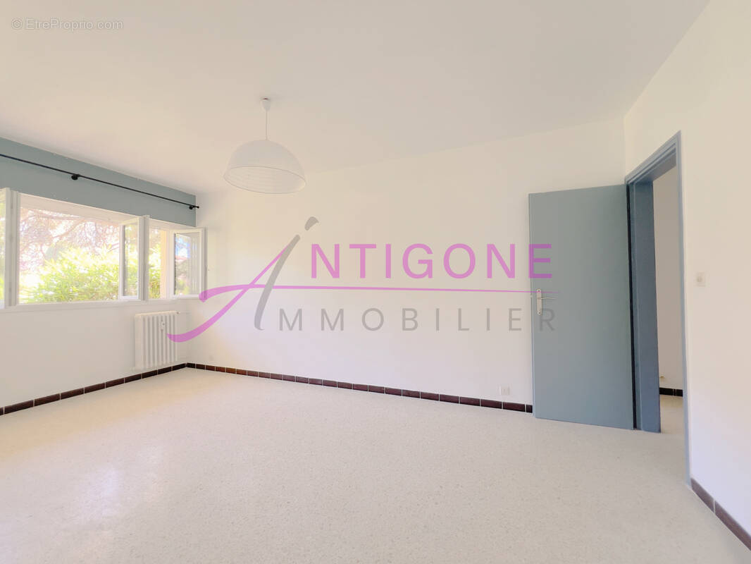 Appartement à SANARY-SUR-MER