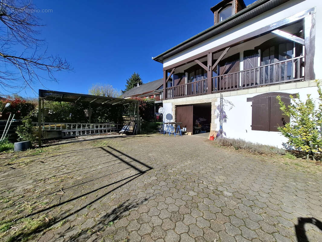 Maison 145 m² à Mauleon-Licharre  - photo 12