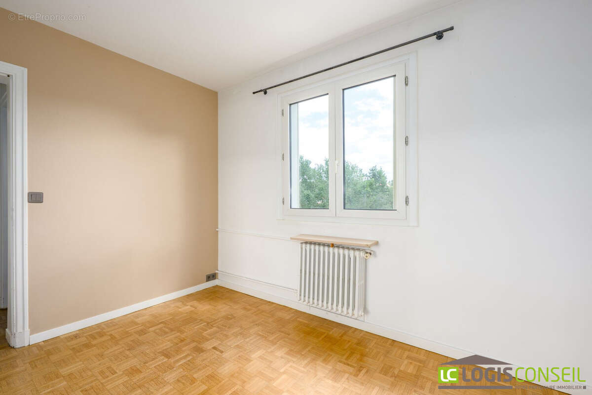 Appartement 75 m² à Bourg-La-Reine  - photo 7