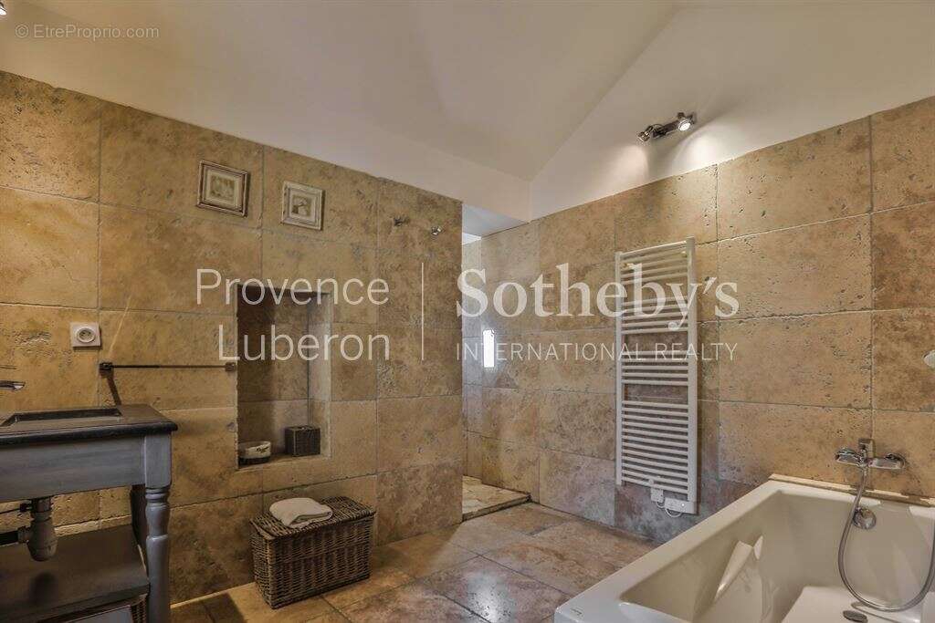 Un domaine en Provence - photo 15