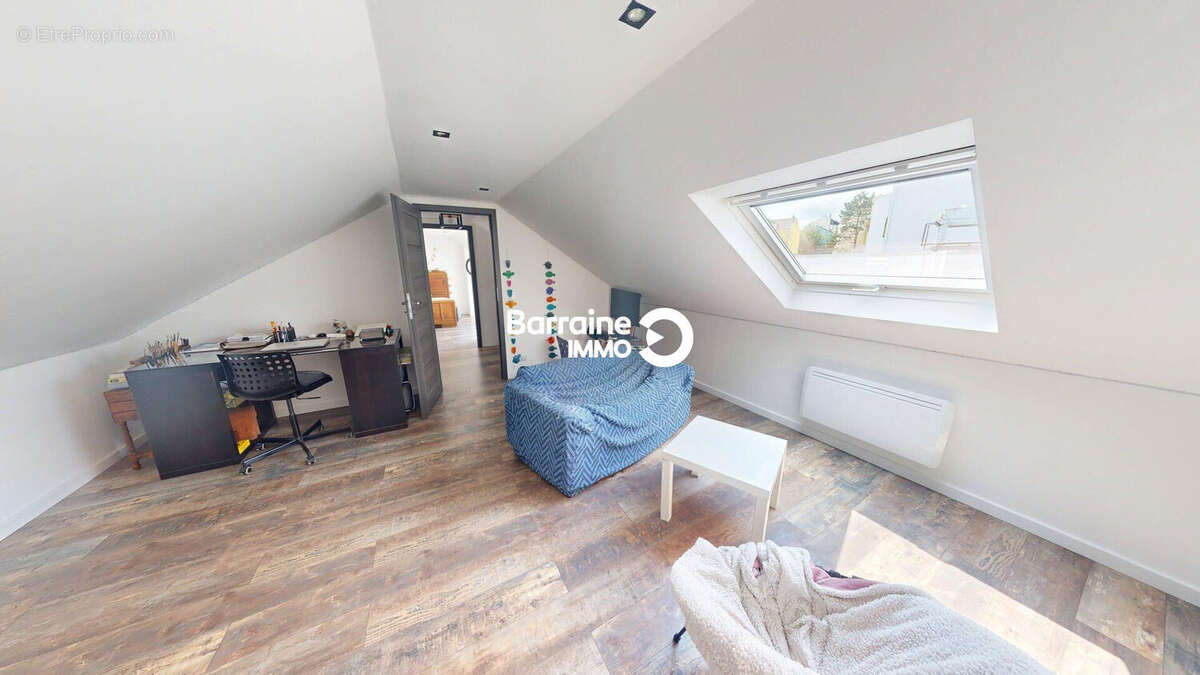 Maison à LE RELECQ-KERHUON