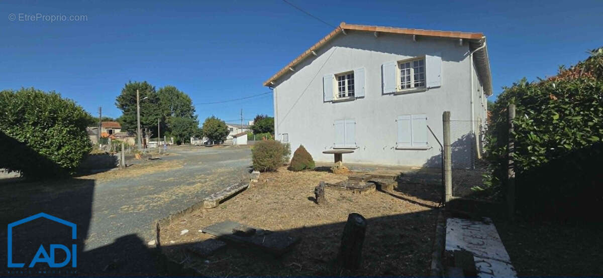 À vendre, Saint-Maixent-l'École ! - photo 18