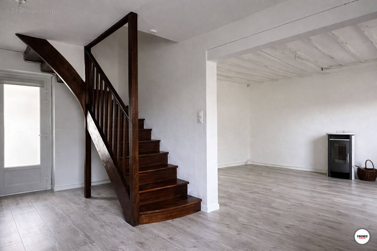 Maison à ECQUEVILLY