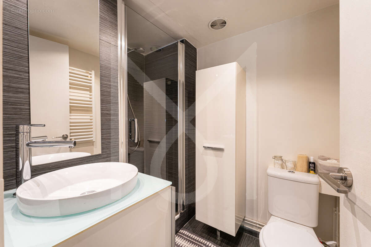 Appartement à MARSEILLE-1E