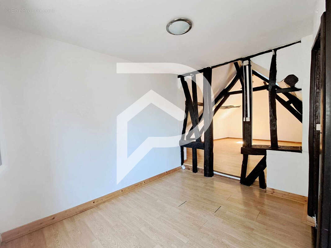 Ensemble locatif Beauvais 5 pièce(s) 64 m2 - photo 5