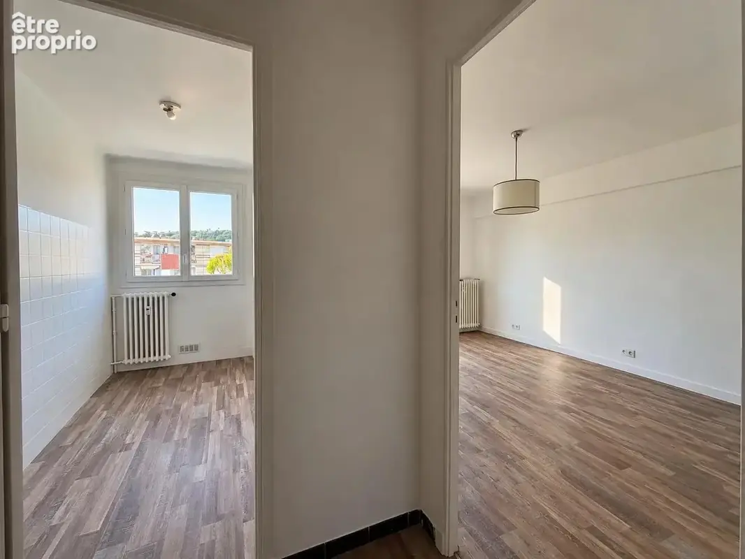 Nice nord 2 pieces avec balcon en avant-dernier etage - photo 7