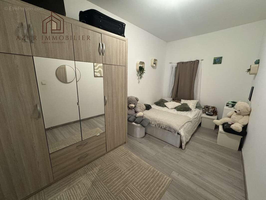 Appartement à LESPIGNAN