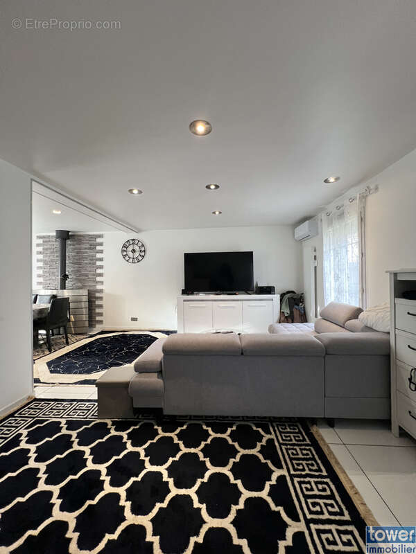 Maison à DRANCY