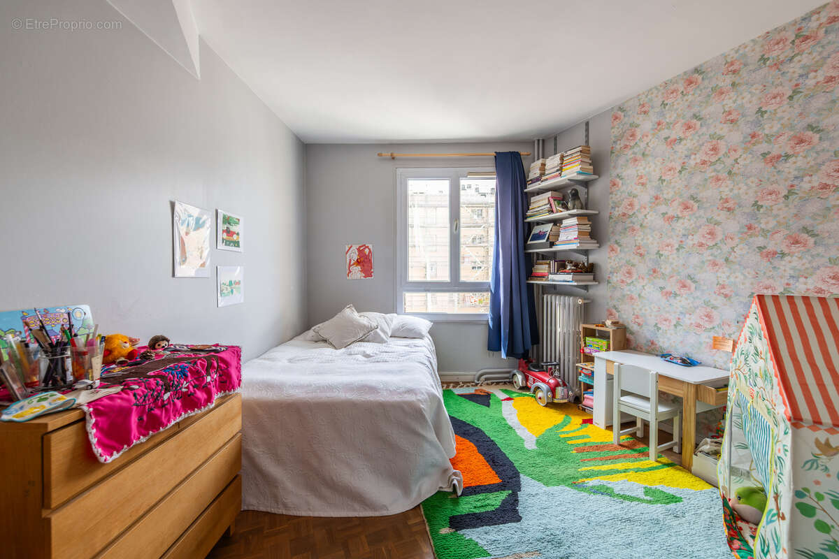 Appartement à PARIS-12E