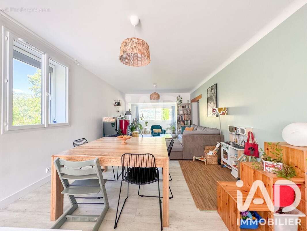 Maison 92 m² à Millau  - photo 2