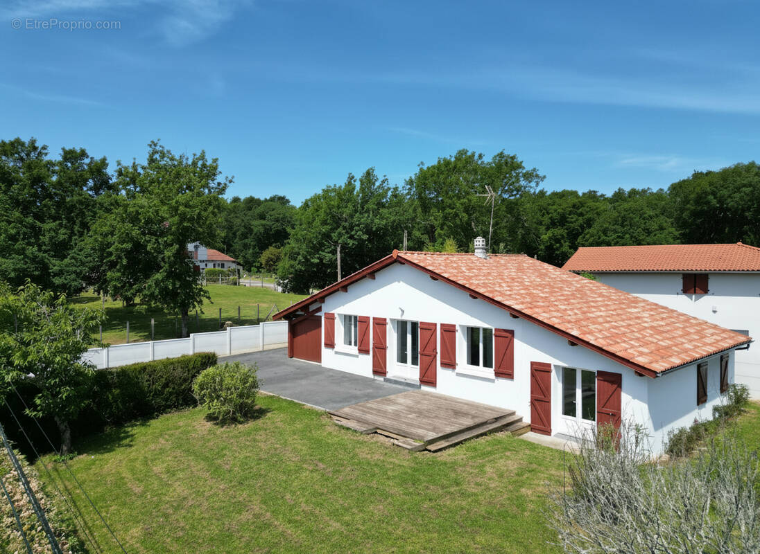 Maison à USTARITZ