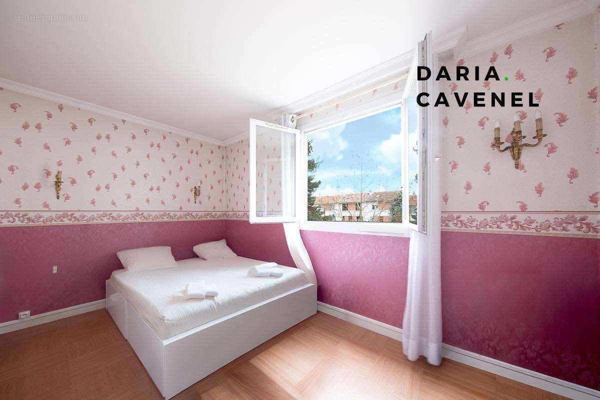 Appartement à L&#039;HAY-LES-ROSES