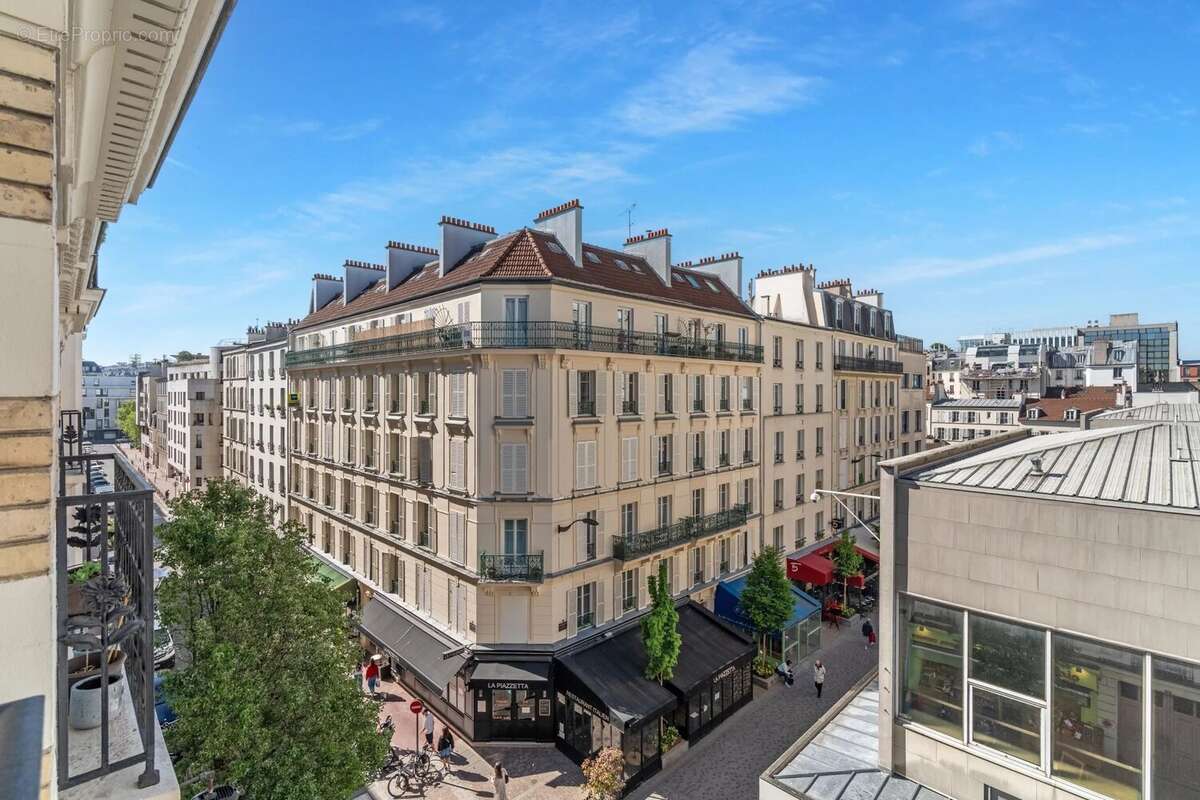 Appartement à LEVALLOIS-PERRET