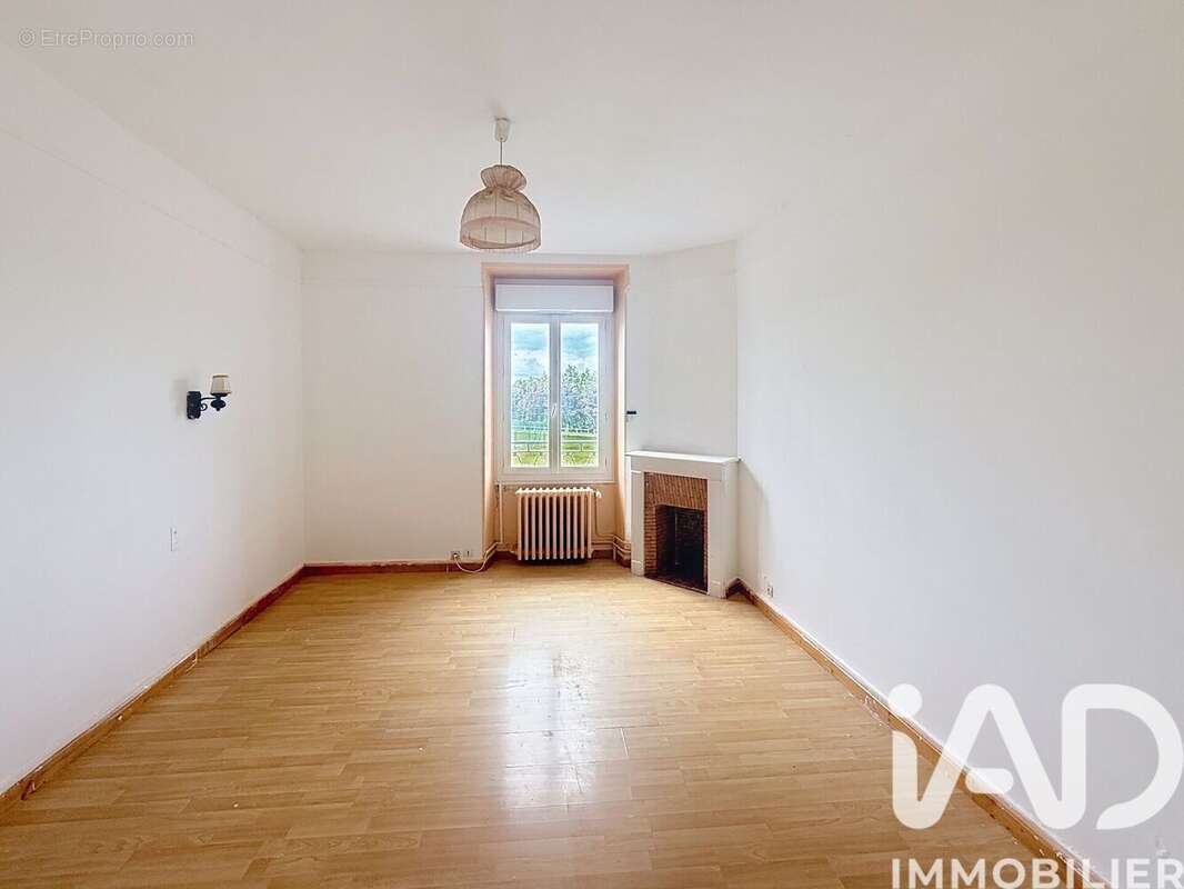Maison 129 m² à Misy-Sur-Yonne  - photo 6