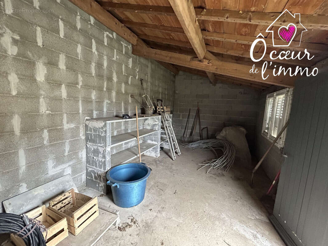 Maison à CHANTELOUP-LES-BOIS