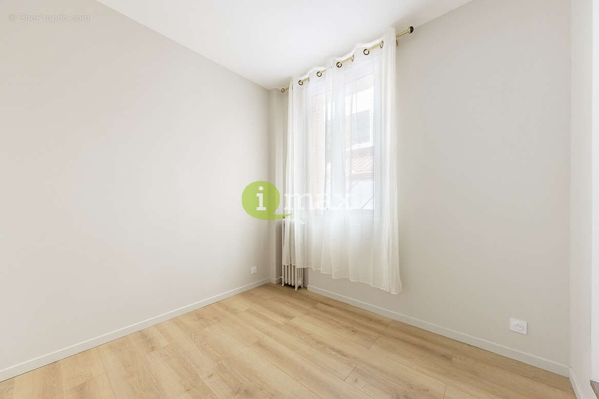 Appartement à CLICHY