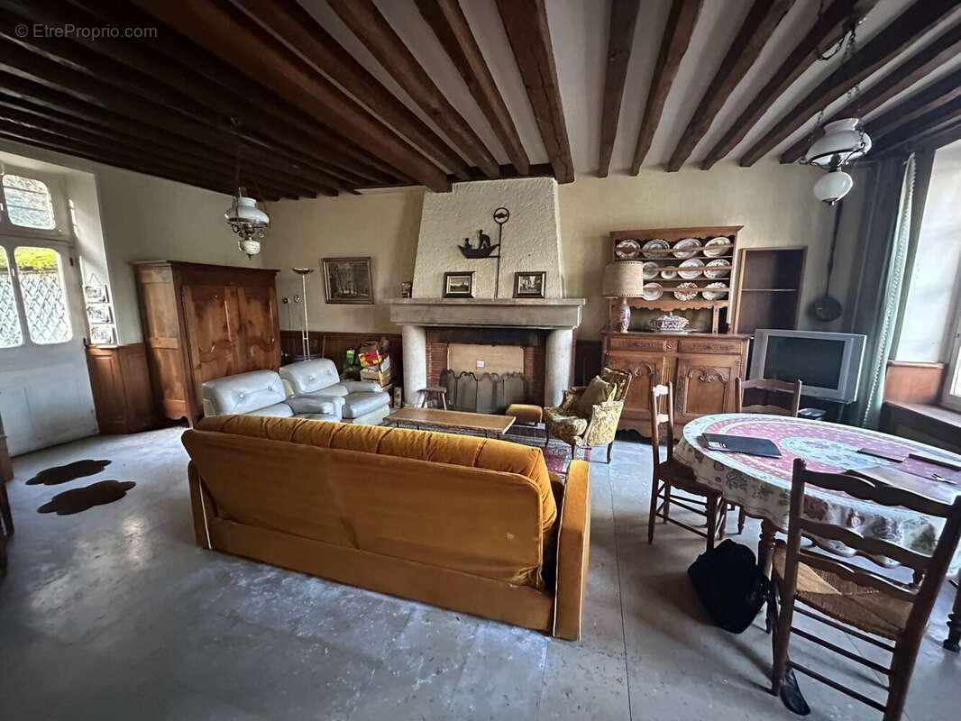 Maison à SAMOIS-SUR-SEINE