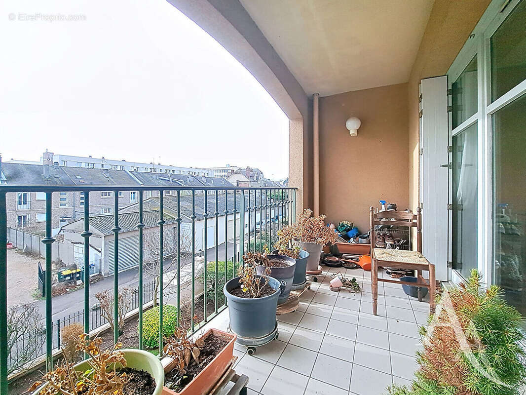 Appartement à MANTES-LA-JOLIE