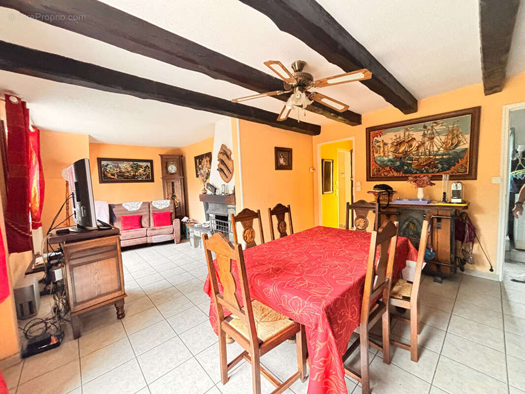 Maison à TREMBLAY-EN-FRANCE