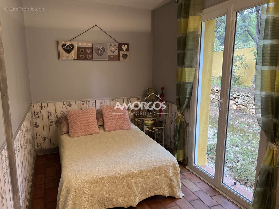 Maison à LE CASTELLET