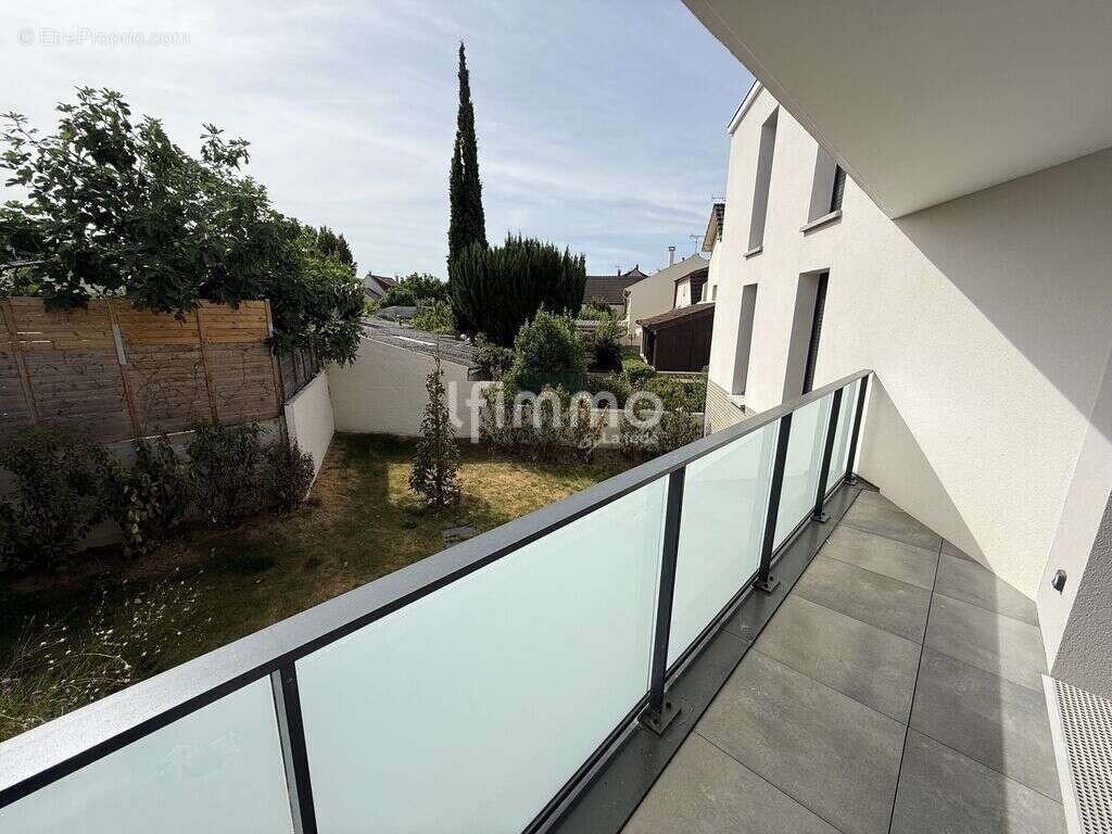 Appartement à TREMBLAY-EN-FRANCE