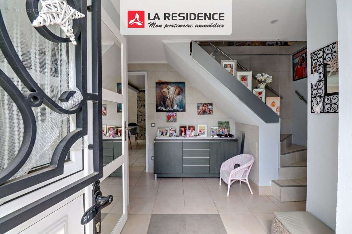 Maison 152 m² à Epernon  - photo 8