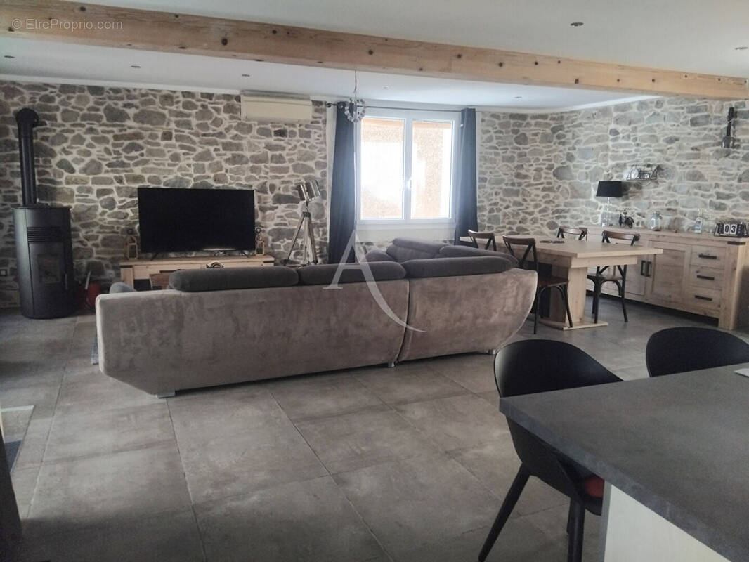 Maison à MONTLAUR