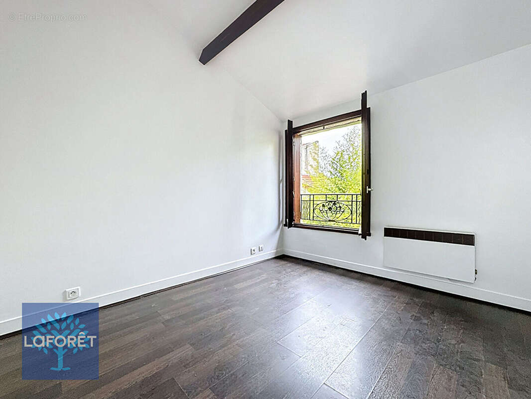 Maison à CHENNEVIERES-SUR-MARNE