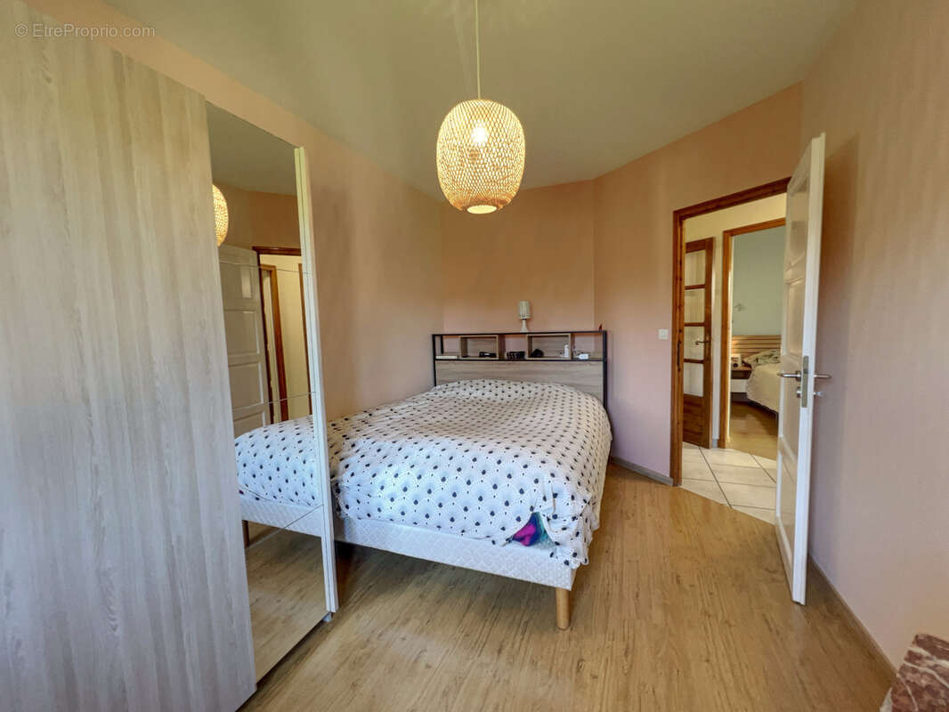 Maison à SAINT-PERAY