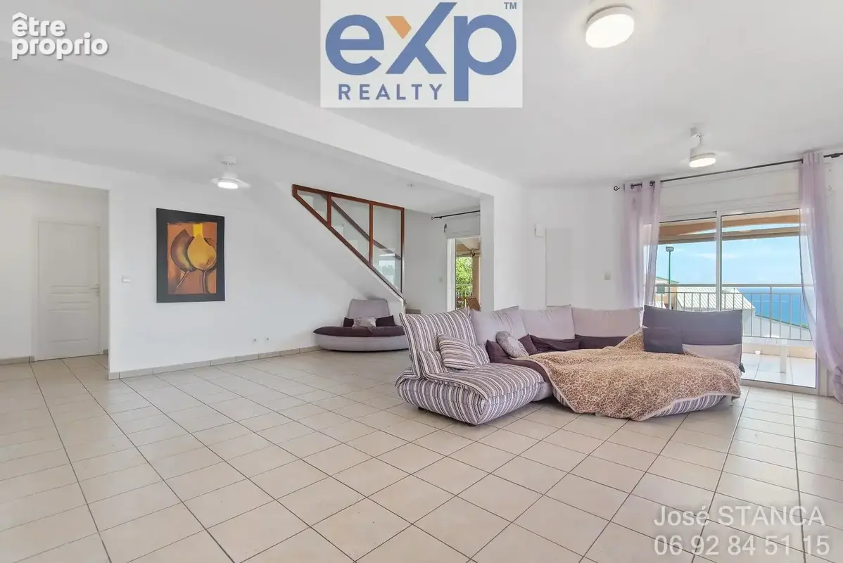 Maison 9 pièces 210 m² à vendre à Saint-Paul (97434) - photo 6
