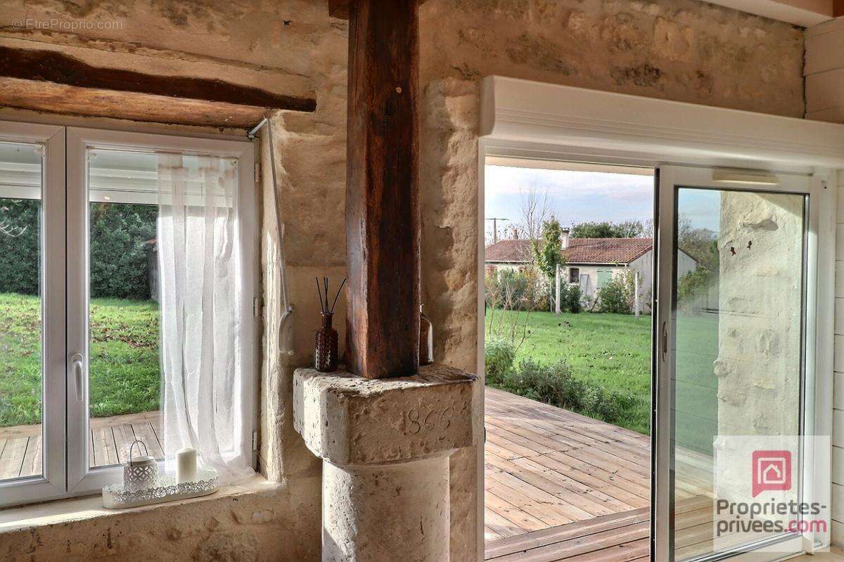 Maison à TONNAY-BOUTONNE