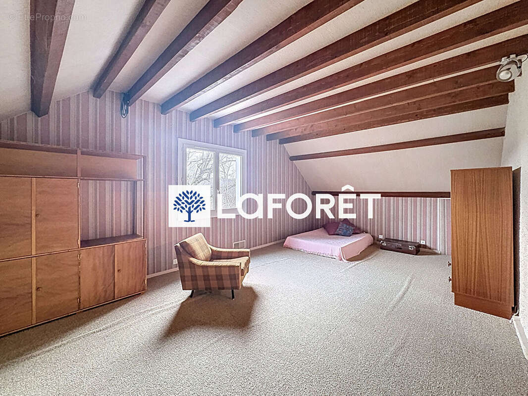 Maison à SAINT-CHEF