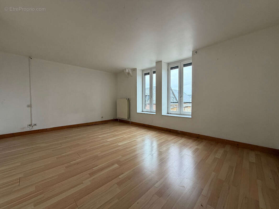 Appartement à LE NEUBOURG