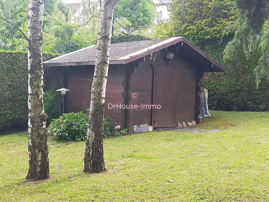 Maison à MAURECOURT