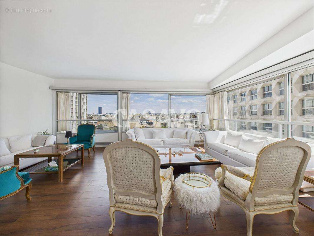 Appartement à PARIS-15E