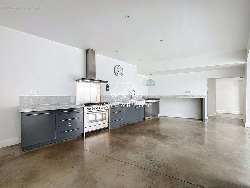 Appartement à LYON-9E