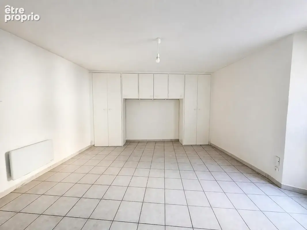 Studio de 25 m2 - Centre-ville de Hyères - photo 2