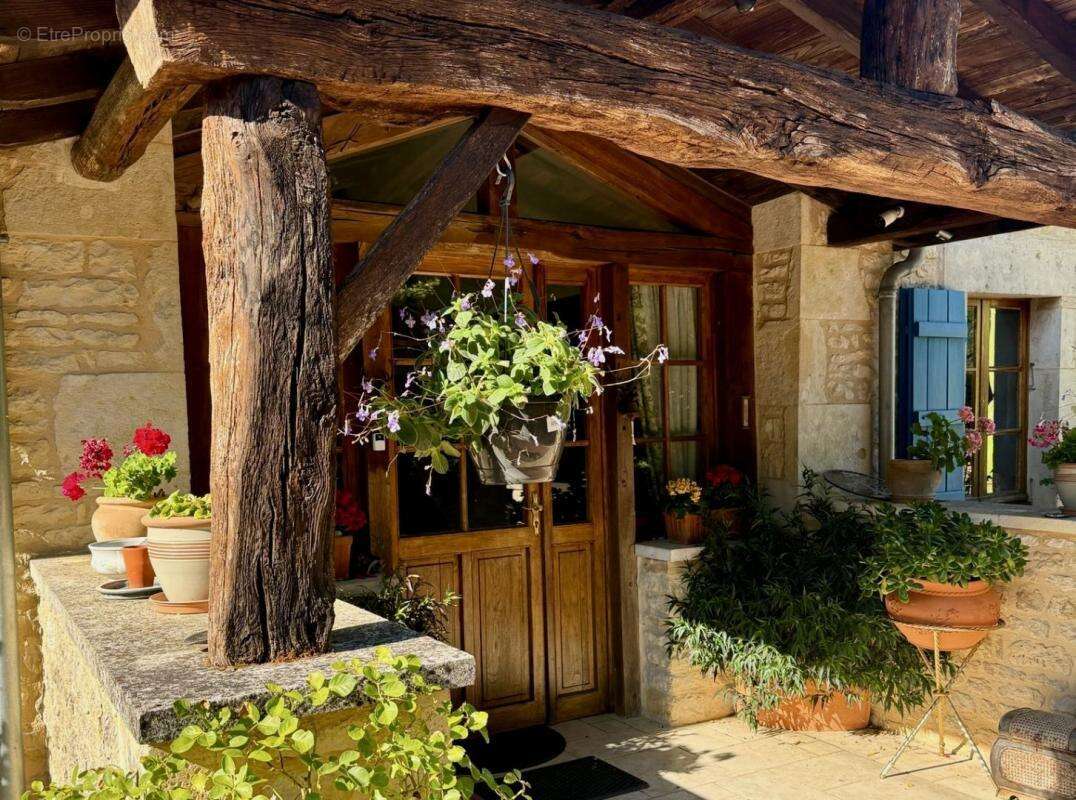 Maison à LE BOUCHAGE